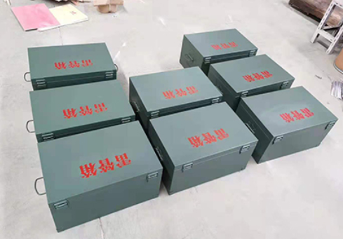 颍泉炸药箱和雷管箱一般是怎么存放的？
